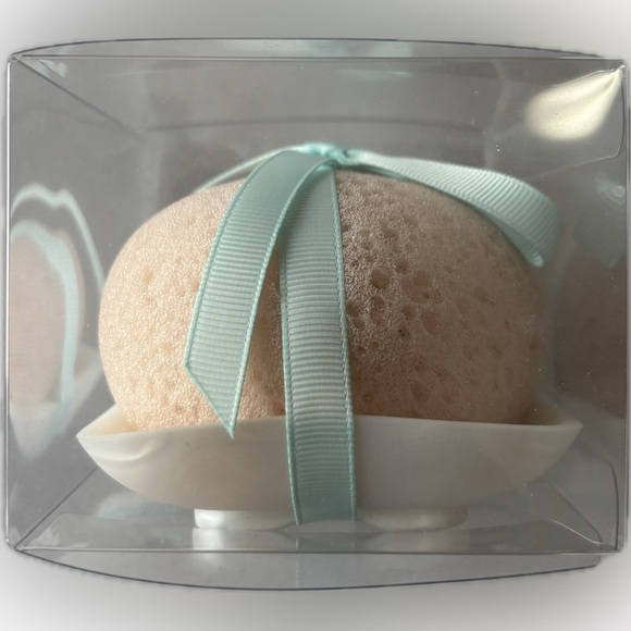 Victoria's Secret Sponge and Soap Tray - Picture 7 of 7